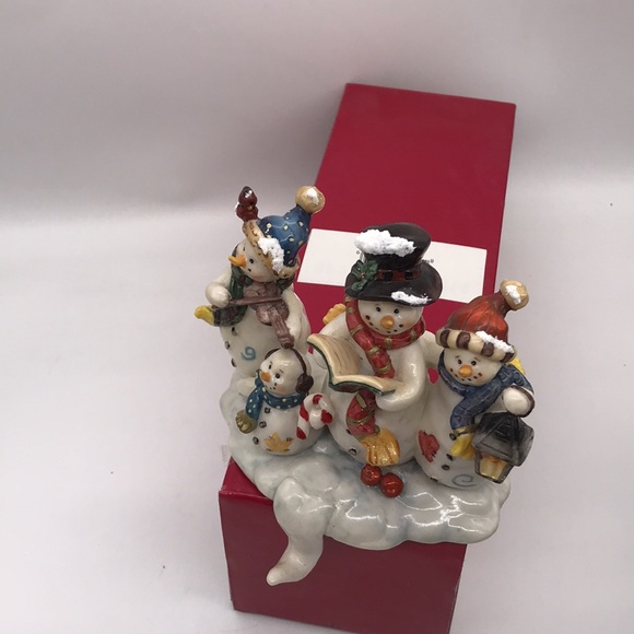 Vintage Heavy Resin Snowman Family Stocking Mantle Hanger 5”x 5” approx - Picture 11 of 12